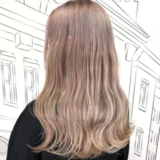 ロング カラー 小顔レイヤー/ ベージュ🤍Rieのヘアスタイル