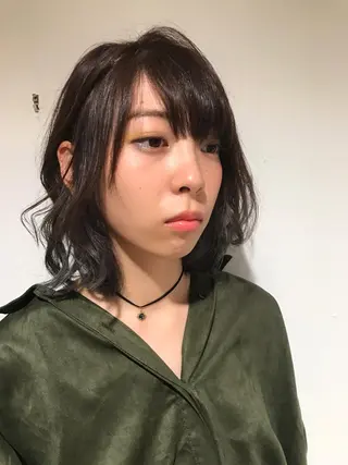 ミディアム カラー 安藤 沙妃のヘアスタイル