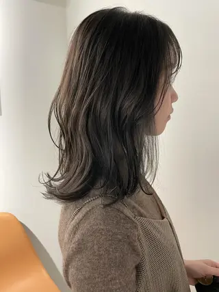 ミディアム カラー 透明感カラー＊ レイヤー/清水大地のヘアスタイル