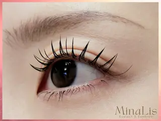 マツエク・マツパ 【マツエク・まつげパーマ・眉毛専門店】MinaLis~ミナリス~茨木所属・MinaLis 茨木の眉毛・アイブロウイメージ