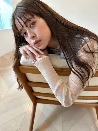 ロング カラー Rosa Mme.Hardy所属・ROSA 心花のヘアスタイル