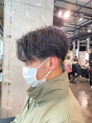 パーマ メンズ men's特化 値段以上の仕上がりにのヘアスタイル