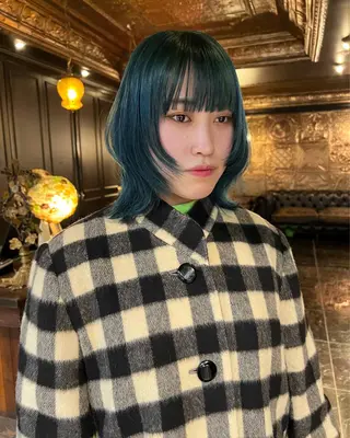 セミロング カラー haco＋所属・圧倒的デザイン力 店長🎨RENAのヘアスタイル