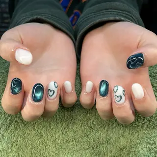 ネイル MHR nailのネイルデザイン