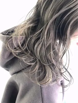 セミロング レイヤーカット🫧 ／髪質改善✨TOWAのヘアスタイル