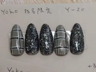 ネイル はあとねいる西新店 yokoのネイルデザイン