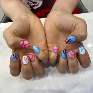 ネイル 鎌田 玲奈のネイルデザイン