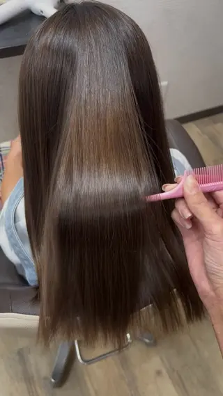 ロング 三上 秋実のヘアスタイル