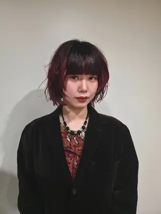ミディアム カラー OMA　 カタギシのヘアスタイル
