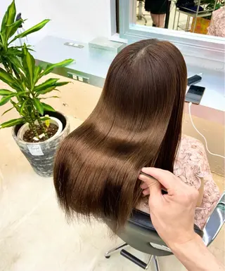 セミロング パーマ 艶髪と透明感を ‼️/若林のヘアスタイル