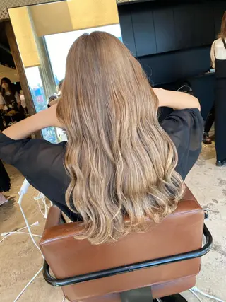 カラー 顔まわりの神様✨ 透明感カラー藤嶋秀幸のヘアスタイル