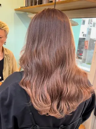 ロング カラー ❣️ハイトーン❣️ BLUE&Co.のヘアスタイル