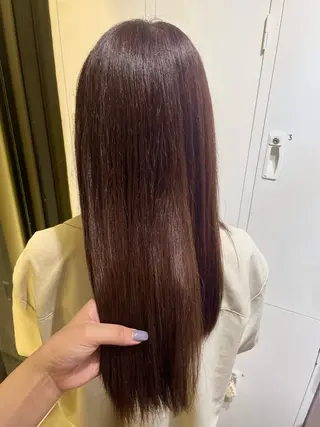 カラー 太田 海萌のヘアスタイル