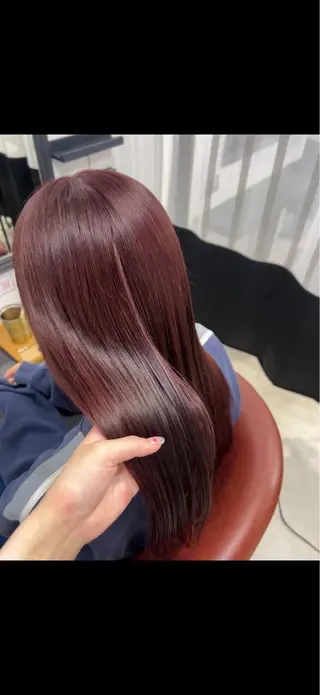 セミロング カラー NARVIS mikuのヘアスタイル