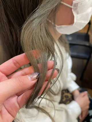 ロング カラー 梶原 真帆のヘアスタイル