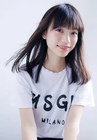 ミディアム カラー パーマ ヘアアレンジ ミニボブ/ブリーチ 🌈MISATOのヘアスタイル