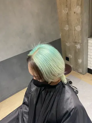 ショート ハイトーンエフェクト ブリーチいち丸のヘアスタイル