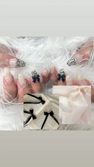 ネイル honoka池袋🎀 ガーリーネイル🤍のネイルデザイン