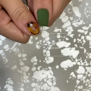 ネイル S. JEWELのネイルデザイン