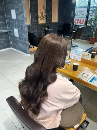 ロング カラー 🩵さき🤍 可愛いを叶える美容師のヘアスタイル