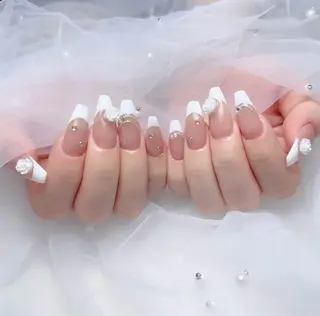 ネイル re. naのネイルデザイン