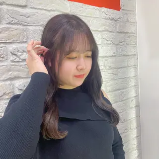 セミロング カラー アベ ミオのヘアスタイル