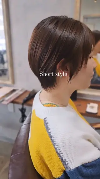 ショート 縮毛矯正をしている人 のためのカラーのヘアスタイル