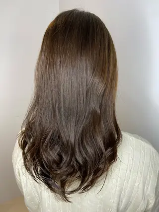 ロング パーソナルカラー骨格 顔タイプ 川野龍一のヘアスタイル