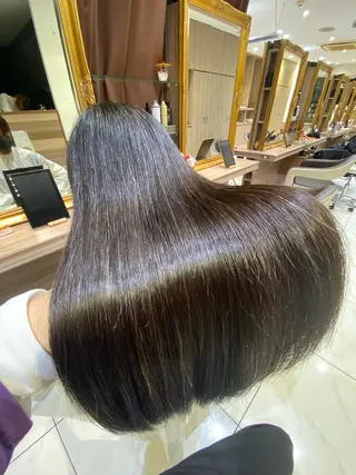 ロング 美髪縮毛矯正 穴見太伍のヘアスタイル