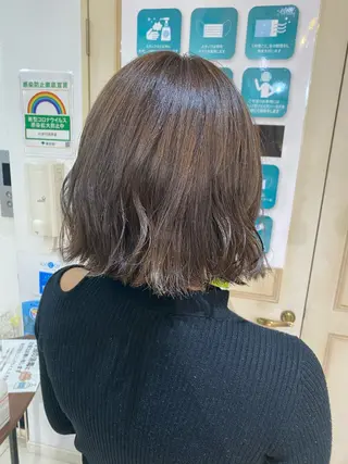 セミロング カラー ヘアアレンジ 透明感カラー 古山 結季🌙🖤のヘアスタイル