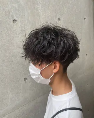 ショート パーマ メンズ 梅田茶屋町メンズ 専門美容師 山元一平のヘアスタイル