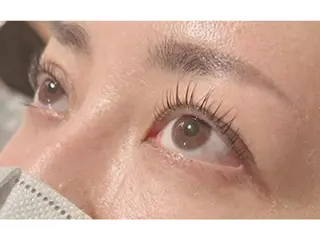 マツエク・マツパ まつ毛カールLuna 心斎橋のマツエク・マツパデザイン