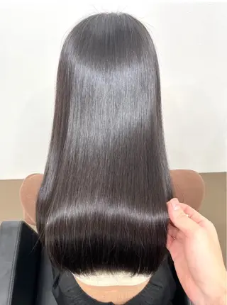 ロング ioe 元町のヘアスタイル
