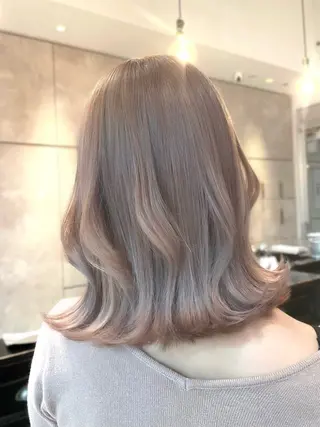 ミディアム カラー ヘアアレンジ 🎀ハイトーン・艶 カラー HANA🎀のヘアスタイル