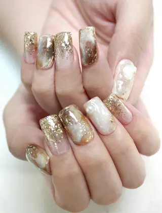 ネイル 吉田 奈花のネイルデザイン