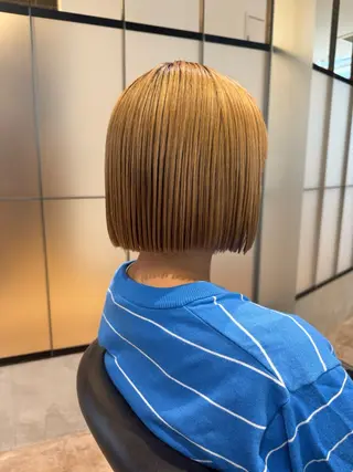 ミディアム 須藤 優真 切りっぱなしボブのヘアスタイル