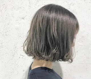 ミディアム カラー KAEDE🎀 縮毛矯正＆パーマ特化のヘアスタイル