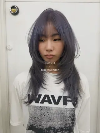 セミロング カラー kii/fiika/ 天神今泉🍑neneのヘアスタイル