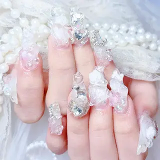 ネイル 🎀まゆ 🪽🐾のネイルデザイン