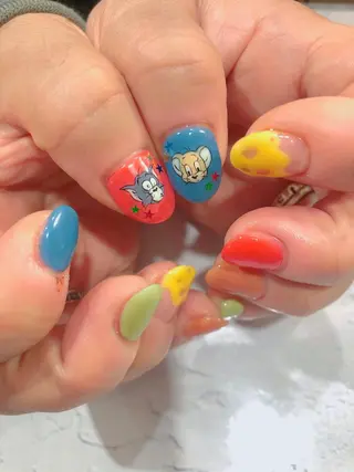 ネイル 【OKIKA】 らん🦖🌈🧡のマツエク・マツパデザイン