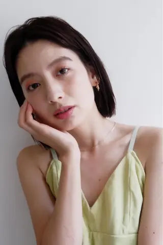 ミディアム カラー パーマ ネイル "オトナ髪”/ LAKA TOCCAのヘアスタイル