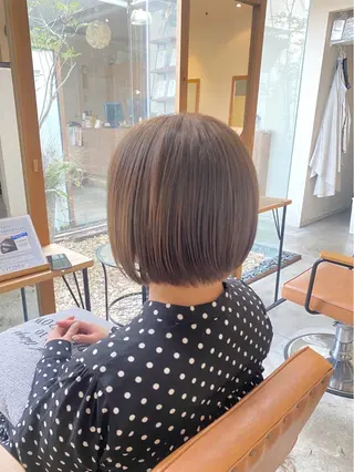 ショート 酸性ストレート/ブリ ーチなしWカラー河本のヘアスタイル