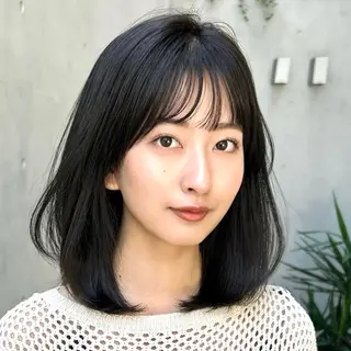 ミディアム ブリーチなし 透明感カラー/艶髪のヘアスタイル