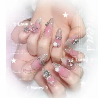 ネイル Nuage ミレイのネイルデザイン