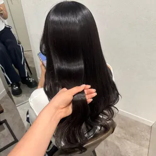 カラー 艶感カラー/オリーブ アレンジ：♡のヘアスタイル
