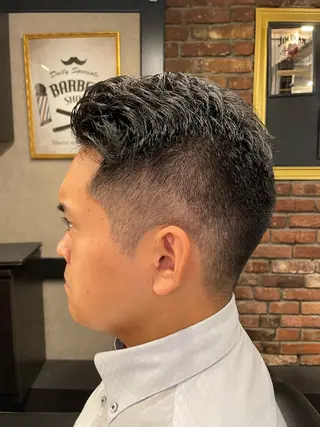 ショート メンズ SAKI SAKIのヘアスタイル