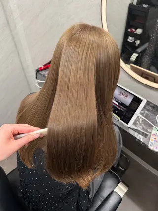 ロング カラー 砂野 真璃奈のヘアスタイル