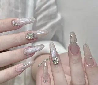 ネイル Pure&Rich Nailのネイルデザイン