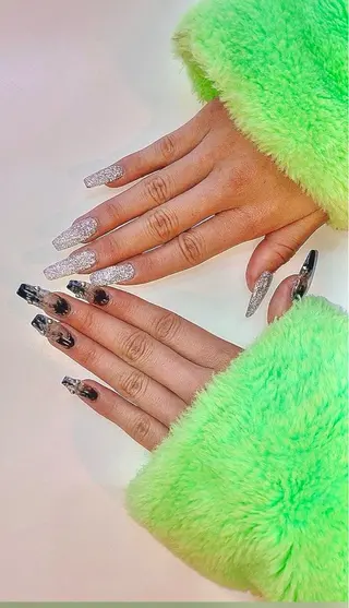 ネイル ネイル/束感まつ毛 MOANA天王寺店のマツエク・マツパデザイン