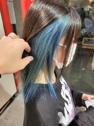 ミディアム 遠藤 史秋のヘアスタイル